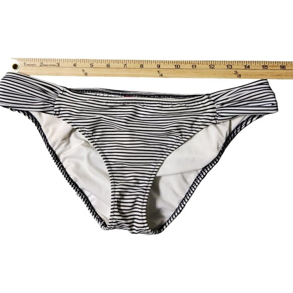 Victoria's Secret Swimwear Bikini Bottom Women Size Medium Striped The Knockout - Picture 9 of 9